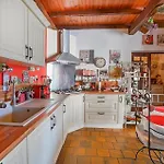 Casa vacanze Gorgeous In Saint-Privat-des-Vieux
