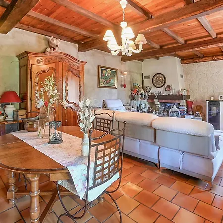 Amazing In With Wifi Saint-Privat-des-Vieux